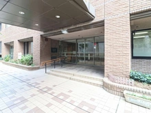 【埼玉県/草加市瀬崎】谷塚コリーナ・ライオンズタワー谷塚 エントランス