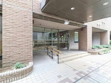 【埼玉県/草加市瀬崎】谷塚コリーナ・ライオンズタワー谷塚 エントランス