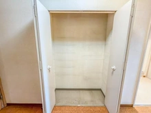 【埼玉県/和光市本町】シーアイハイツ和光 B号棟 収納