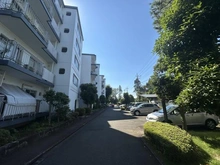【埼玉県/所沢市小手指町】みどり野マンションB棟 敷地内