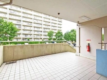 【埼玉県/志木市館】志木ニュータウン東の森壱番街 九号棟 敷地内