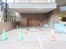 【埼玉県/所沢市寿町】コンセールタワー所沢 駐車場