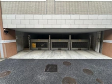 【埼玉県/飯能市仲町】G・コンフォート・ウェスト飯能 駐車場