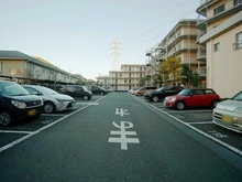 【埼玉県/朝霞市栄町】コトー朝霞中央公園 駐車場