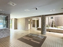 【埼玉県/所沢市青葉台】ライオンズマンション小手指 エントランス
