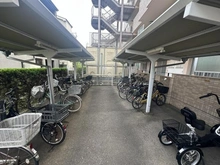 【埼玉県/富士見市関沢】コスモ鶴瀬 駐輪場