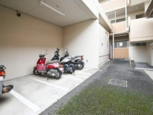 【埼玉県/草加市松江】リーデンススクエア草加松原N-Stage バイク置き場