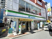 【埼玉県/所沢市東町】ザ・パークハウス所沢  ファミリーマート所沢日吉町店（現地より約260m）
