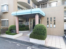 【埼玉県/越谷市東越谷】エフローレ東越谷市役所前中央通り エントランス