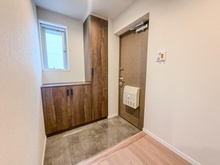 【埼玉県/入間郡三芳町大字藤久保】朝日センチュリーみずほ台 A棟 玄関