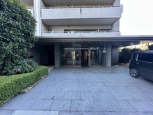 【埼玉県/川越市新宿町】コスモ川越グレイスフォルム アプローチ
