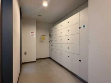 【埼玉県/志木市本町】志木ガーデンヒルズ オープンスカイコート 宅配BOX