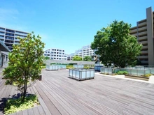 【東京都/西東京市谷戸町】コスモひばりが丘ザ・ガーデンズフォートコンフォートヒル 敷地内：ガーデンズスクエア