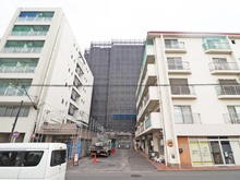 【埼玉県/ふじみ野市上福岡】コスモ上福岡プレステージ 外観：※大規模修繕工事中