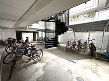 【東京都/練馬区豊玉北】ヴィラ桜台 駐輪場