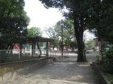 【東京都/練馬区豊玉北】ヴィラ桜台 中新井公園（現地より約250m）