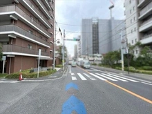 【千葉県/松戸市松戸】パークホームズ松戸シティフロント 前面道路（２０２６年７月撮影）