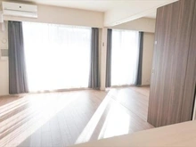 【東京都/町田市鶴間】パークビレッジ南町田 ＬＤ、南側洋室（現在居住中）