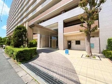 【東京都/町田市小川】グランセリーナ エントランス