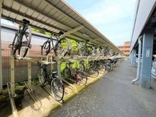 【東京都/町田市小川】グランセリーナ 駐輪場