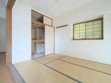 【神奈川県/横浜市金沢区能見台】サングレイス能見台南 和室