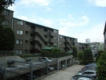 【東京都/世田谷区用賀】クレサ用賀 敷地内