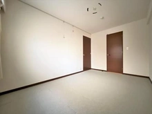 【東京都/世田谷区桜】ヒルズ馬事公苑パークフロント 洋室約６．８帖（２）