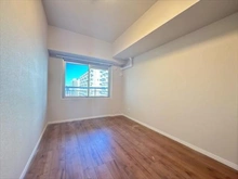 【神奈川県/川崎市高津区久本】パークシテイ溝口 洋室（約５帖）