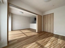 【東京都/新宿区西早稲田】フジタ早稲田マンション ＬＤＫ　約１１．３帖／洋室　約６．２帖