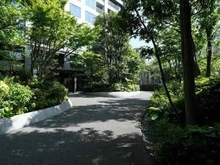 【東京都/新宿区大久保】スカイフォレストレジデンス アプローチ