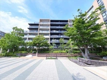 【東京都/武蔵野市中町】プラウドシティ武蔵野三鷹 外観（２０２６年６月撮影）