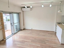 【神奈川県/横浜市青葉区青葉台】ドルフ青葉台 リビングダイニング