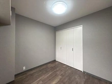 【兵庫県/神戸市東灘区本山南町】本山南パーク・マンション 洋室約４．５帖①