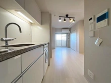 【東京都/世田谷区池尻】オープンレジデンシア池尻大橋 キッチン／洋室