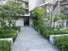 【大阪府/高槻市城西町】レ・ジェイド高槻 共用部