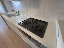 【東京都/品川区南大井】ライオンズマンション大森 キッチン：三口コンロ