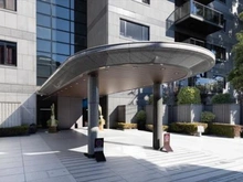 【東京都/新宿区市谷砂土原町】クレストコート砂土原 エントランス