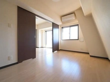 【東京都/新宿区山吹町】セジョリ江戸川橋　 ＬＤ　約７．３帖