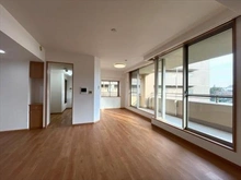 【愛知県/名古屋市千種区下方町】ロイヤルアーク北覚王山 リビング・ダイニング約１７帖－２