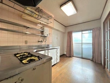 【神奈川県/横浜市中区山下町】山下町ハイツ ダイニングキッチン