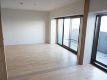 【京都府/京都市上京区今出川通浄福寺西入2丁目】レスタージュ西陣 リビング・洋室４．５帖