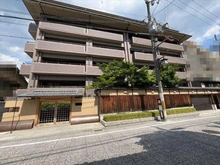 【京都府/京都市東山区下河原通高台寺門前】グレーシィ京都東山 外観