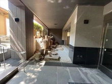 【京都府/京都市東山区下河原通高台寺門前】グレーシィ京都東山 エンドランス２