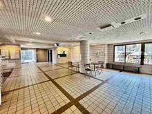 【千葉県/我孫子市天王台】藤和天王台ハイタウン3号棟 突然の来客時に打ち合わせにも利用できるロビー