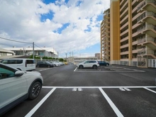 【千葉県/船橋市北本町】グランシティレイディアント船橋 敷地内平置き駐車場（指定区画有り）