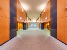 【東京都/江東区千石】ジースクエア 2層吹き抜けの開放感あるロビー