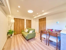 【東京都/港区南青山】ヴィラージュ南青山 リビング(別角度)