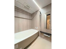 【神奈川県/厚木市寿町】D’クラディア本厚木 柔らかく落ち着く色合いで1418サイズの浴室