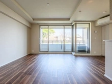 【神奈川県/横浜市西区宮ケ谷】パークスクエア三ツ沢公園B棟 リビングダイニングキッチン約15.6帖