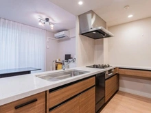 【東京都/西東京市田無町】パークホームズ田無ザガーデン カウンターキッチン採用で、リビングの様子を見ながらお料理ができます